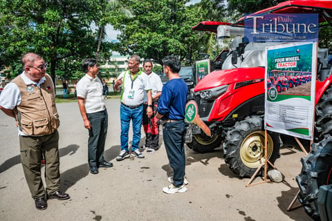 Marcos backs farm push with aid